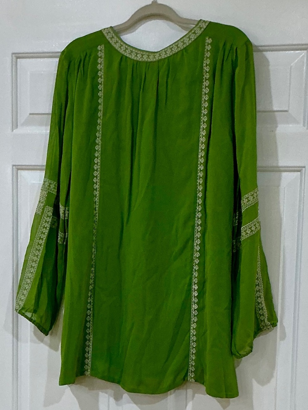 Tolani Collection Lauren Embroidered Blouse, Lime Green, XL, with tags - Picture 3 of 3